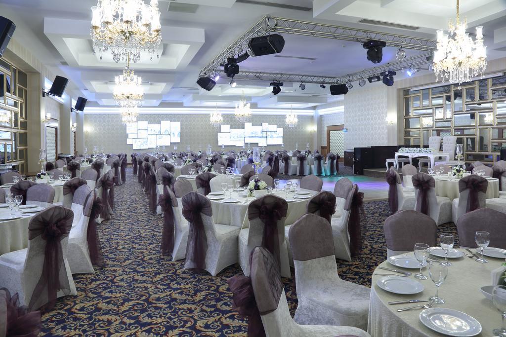 Adana Garden Business Hotel Bagian luar foto