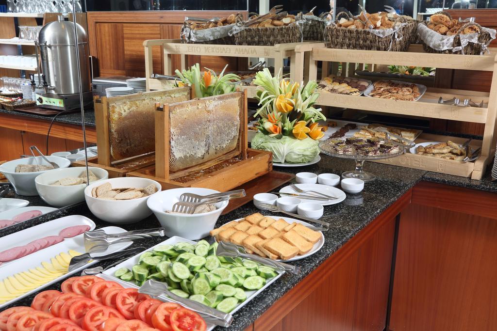 Adana Garden Business Hotel Bagian luar foto
