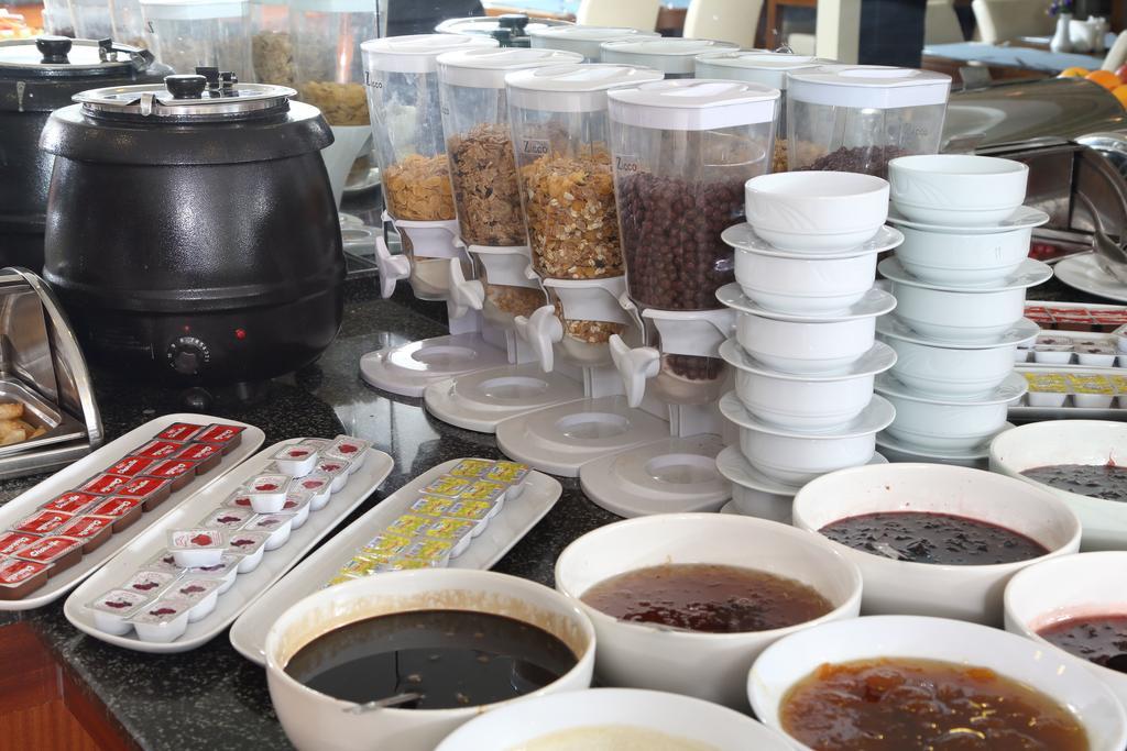 Adana Garden Business Hotel Bagian luar foto
