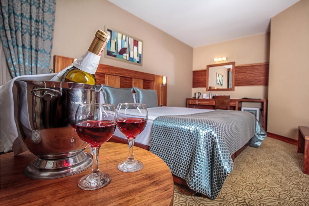 Adana Garden Business Hotel Bagian luar foto