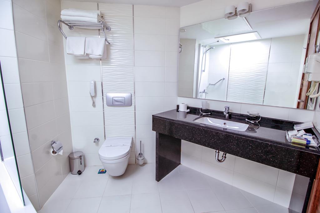 Adana Garden Business Hotel Bagian luar foto