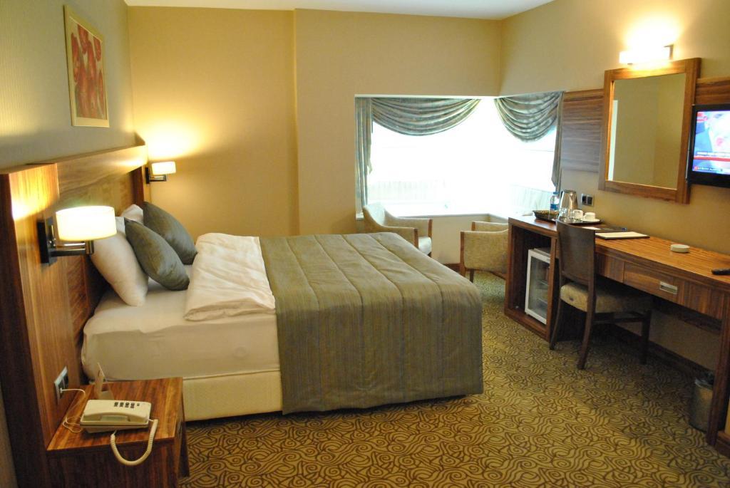 Adana Garden Business Hotel Bagian luar foto